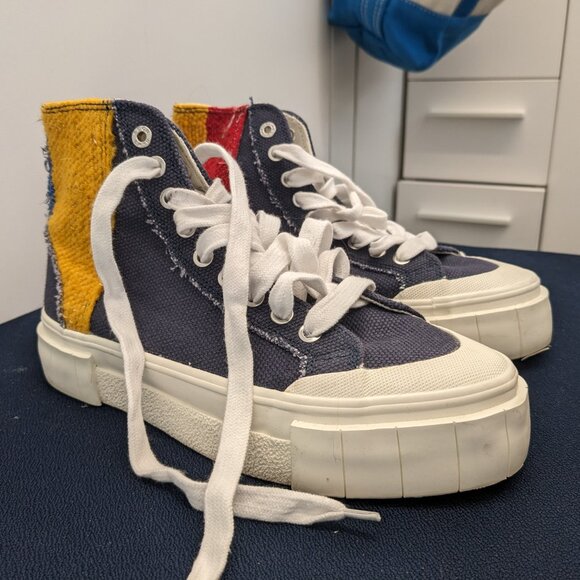 Good News Unisex Sneakers - Picture 8 of 13